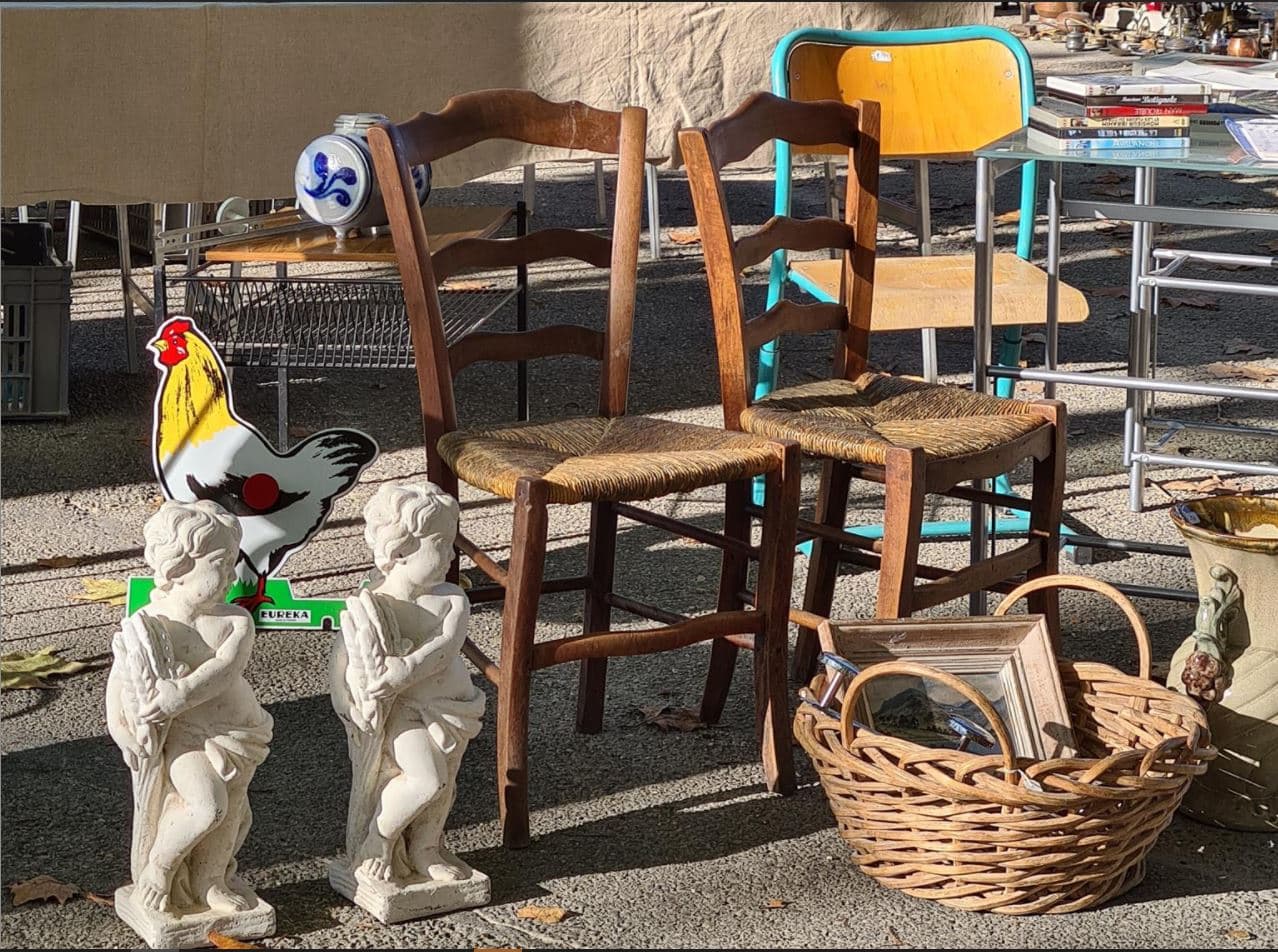 Brocante mensuelle Art Collection Organisation